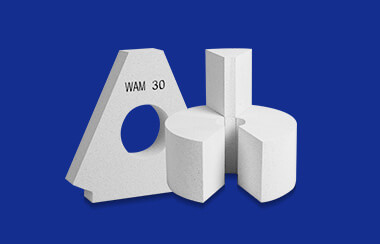 What are diffenert refractory bricks made of